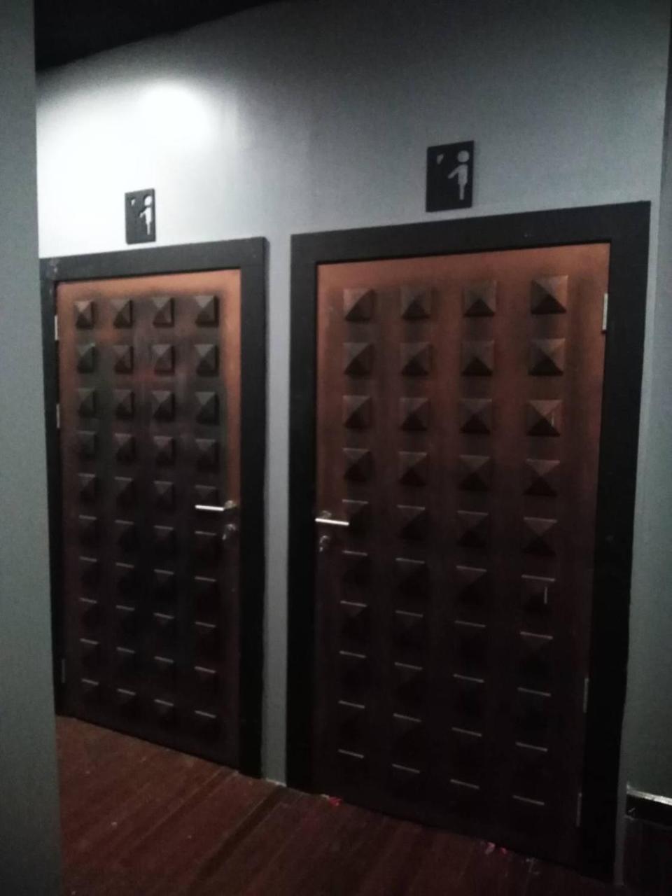 Chang Bed And Bar Hostel (Adults Only) Сураттхани Экстерьер фото