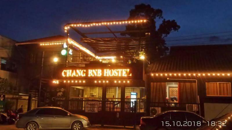 Chang Bed And Bar Hostel (Adults Only) Сураттхани Экстерьер фото